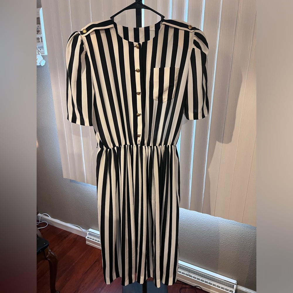Women’s Vintage Lady Carol Of New York Black And White Striped Dress Size 14